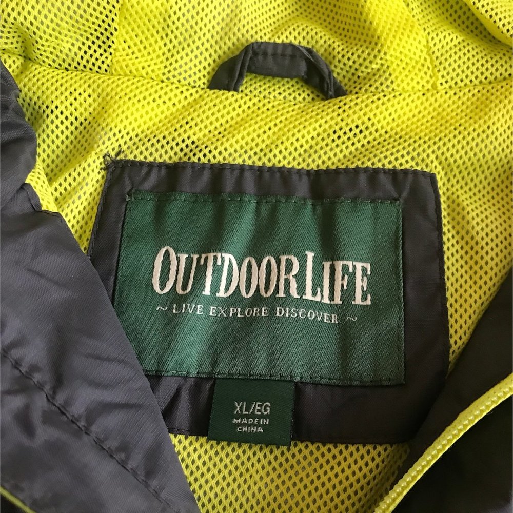 Outdoor Life Jacket - Picture 3 of 7